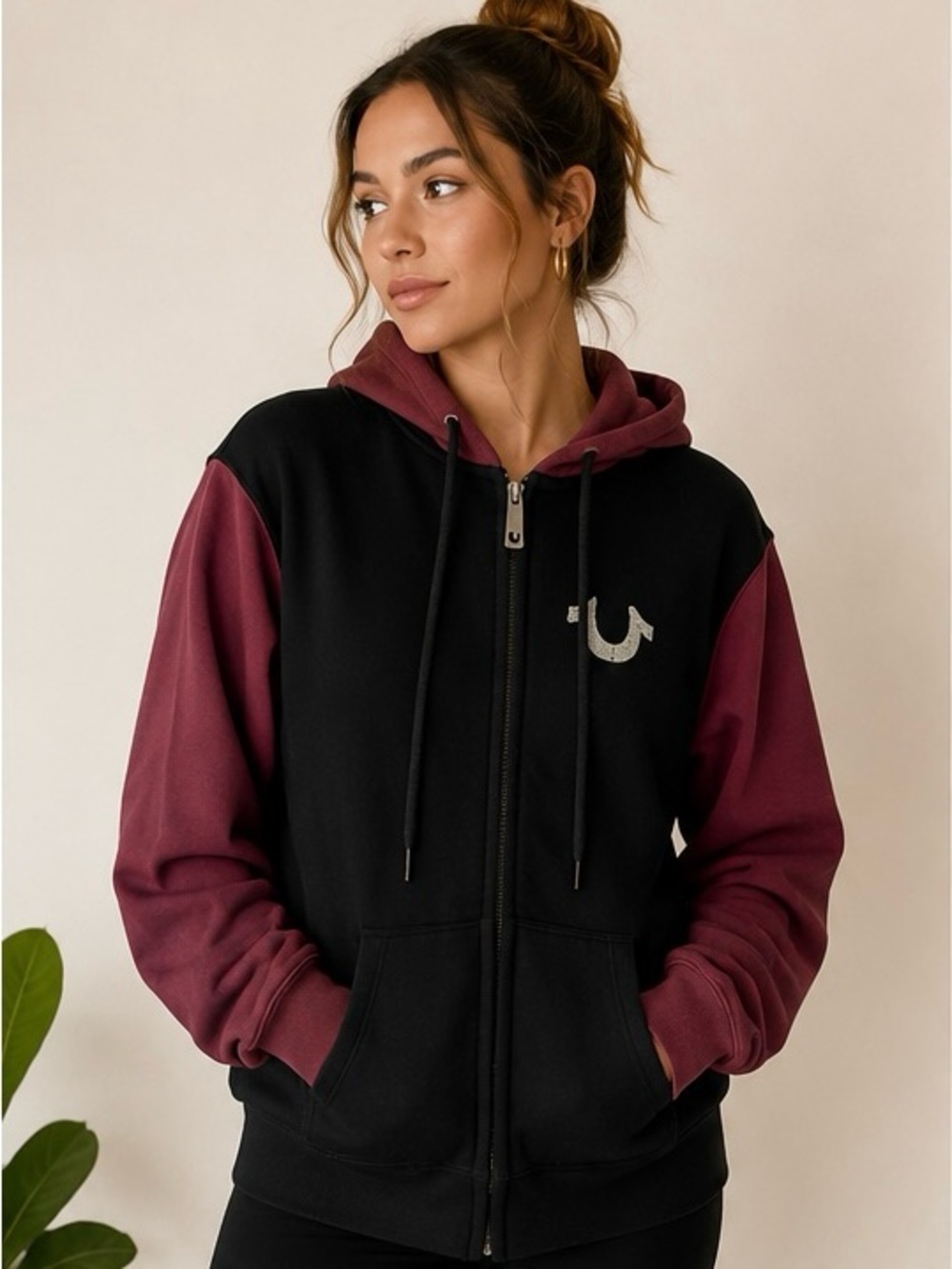 True Religion Buddha Logo Zip Hoodie Women’s Small Black Burgundy Y2K Streetwear